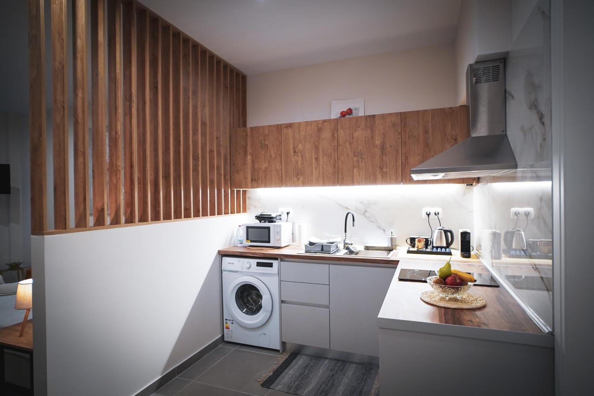 Ka Luxury Apartment Mantouki Екстериор снимка