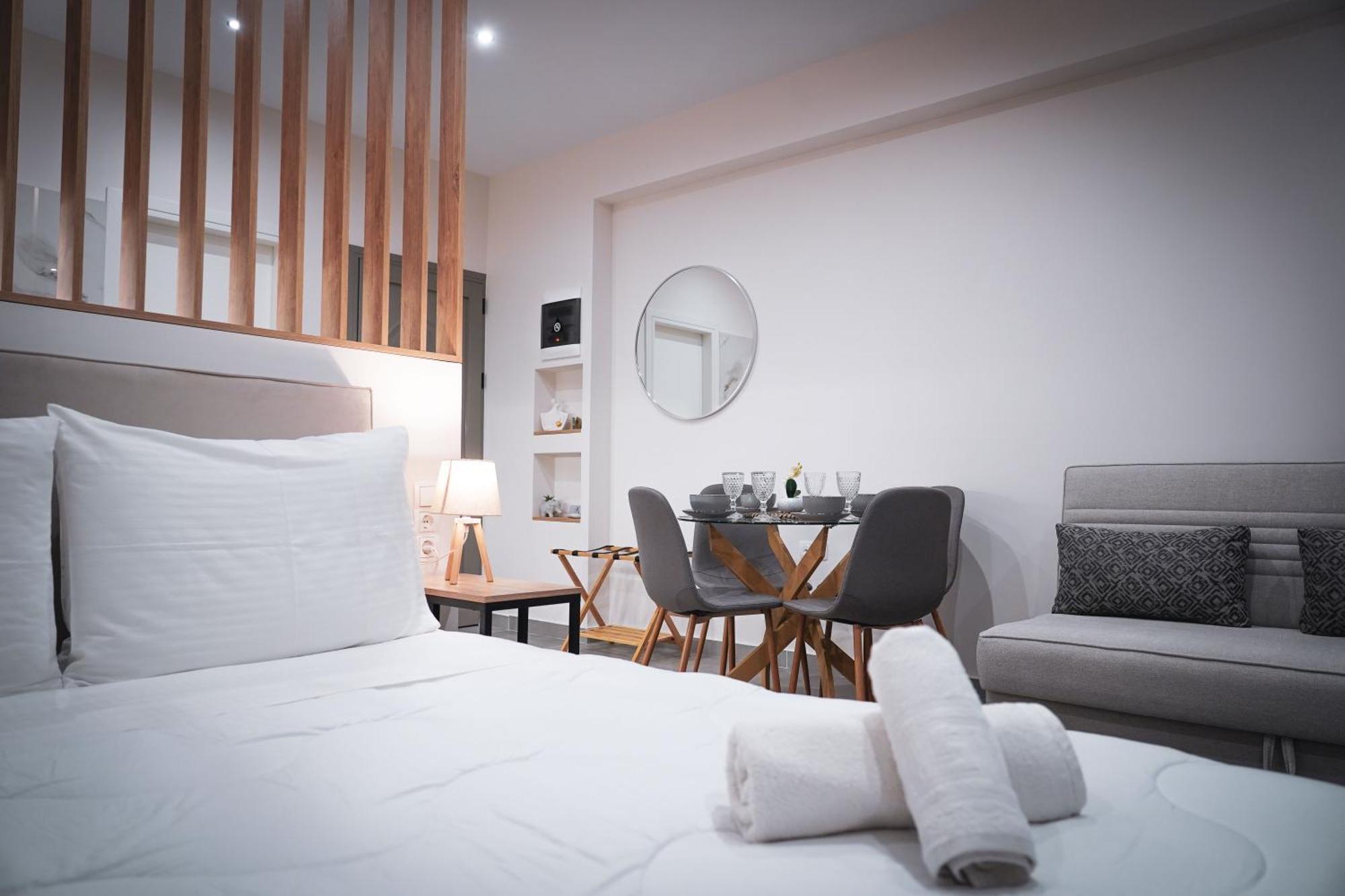 Ka Luxury Apartment Mantouki Екстериор снимка
